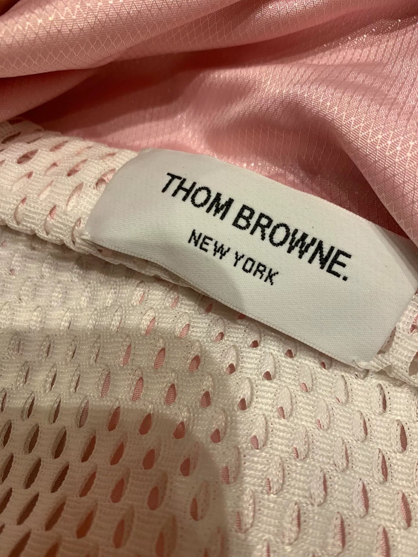 Thom Browne thom browne pink zip-up hooded jacket Size US S / EU 44-46 / 1 - 4 Thumbnail