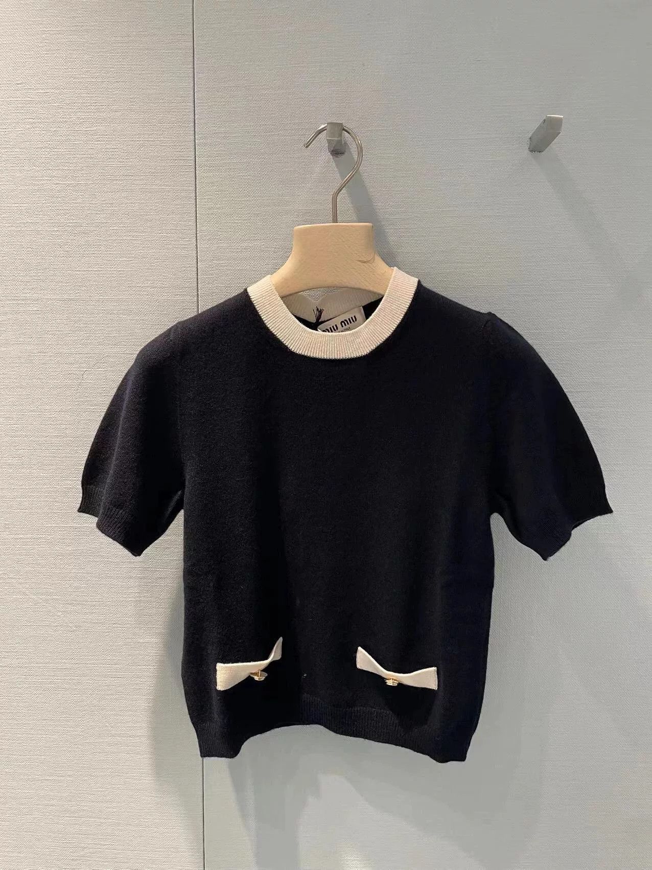 Miu Miu navy blue cashmere knit top by miu miu Size US S / EU 44-46 / 1 - 5 Thumbnail