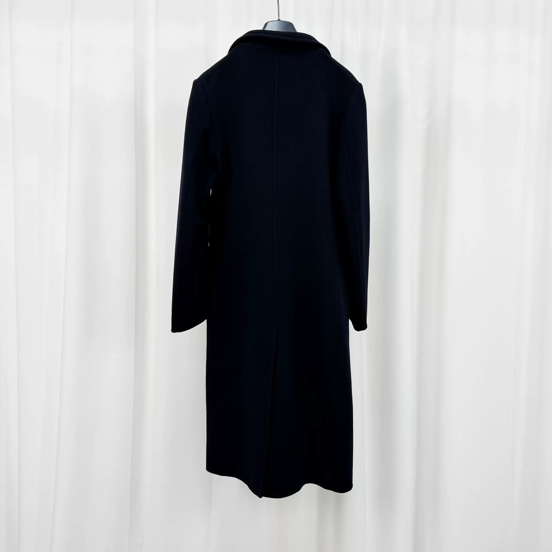 Max Mara maxmara black cashmere coat in size 38 Size US M / EU 48-50 / 2 - 2 Thumbnail