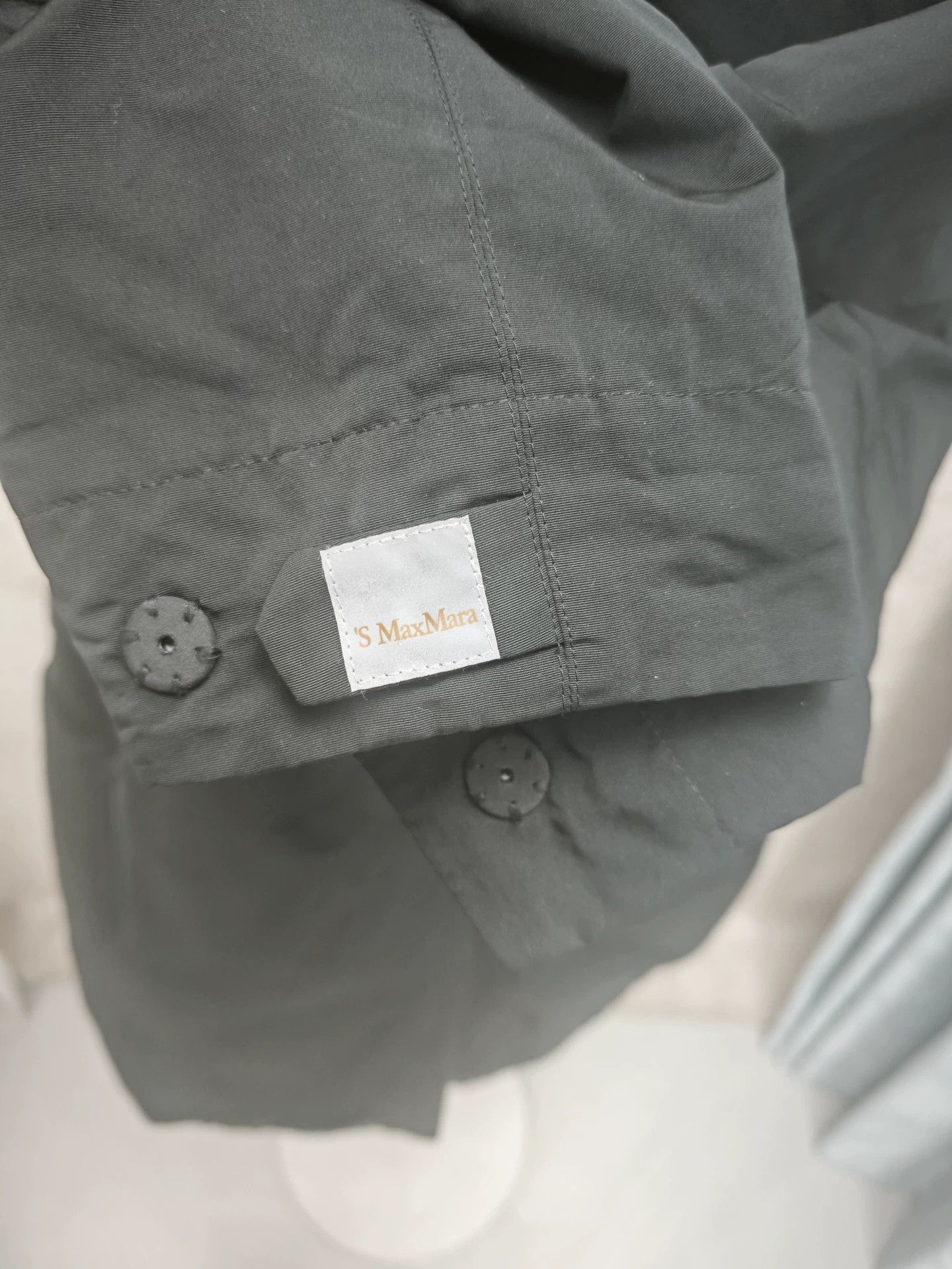 Emporio Armani gray hooded trench coat from MaxMara Size US M / EU 48-50 / 2 - 5 Thumbnail