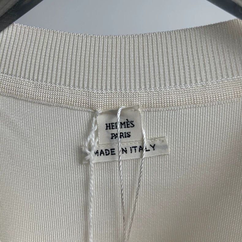 Hermes Hermes Cream Print Short Sleeve Top Size US XS / EU 42 / 0 - 3 Thumbnail