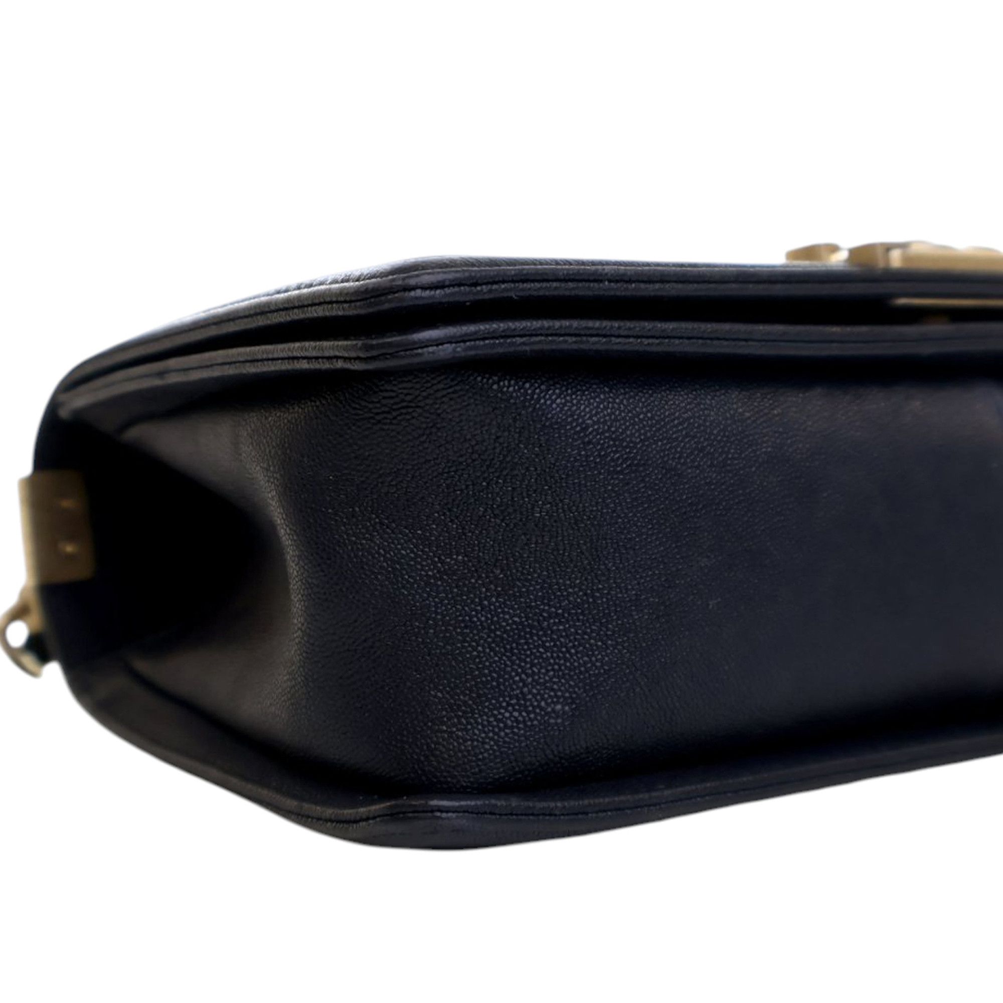 Chanel Chanel Old Medium Quilted Caviar Boy Flap Size ONE SIZE - 9 Thumbnail