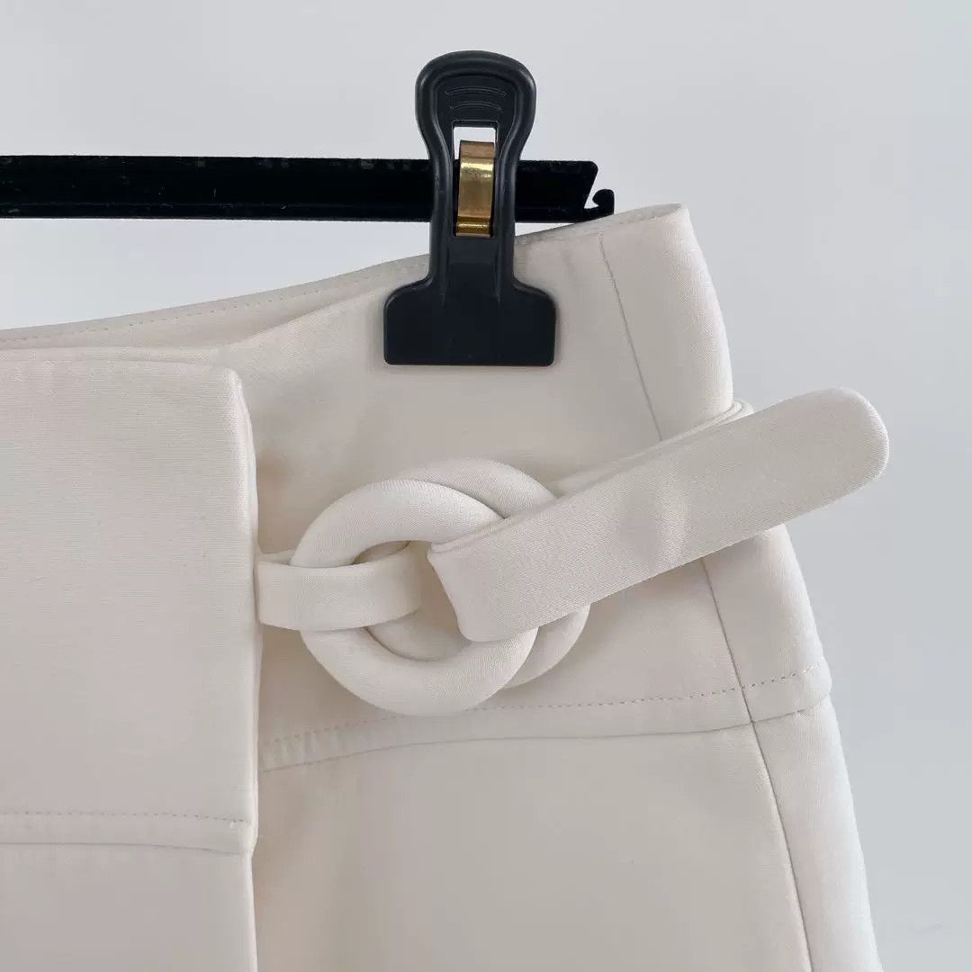 Louis Vuitton Louis Vuitton White Skirt Size 38 Size US 38 / EU 54 - 5 Thumbnail