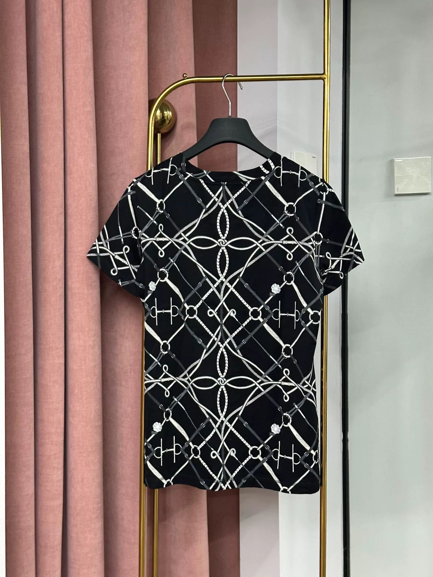 Hermes Hermes Black Short Sleeve Printed T-shirt Size US L / EU 52-54 / 3 - 3 Thumbnail