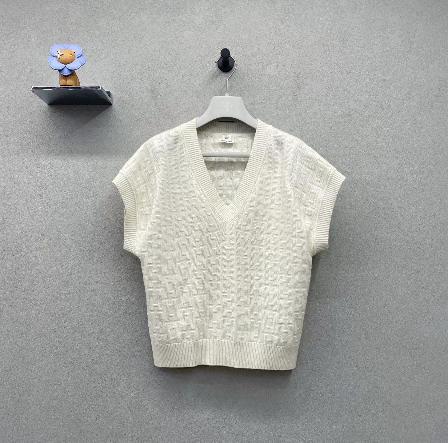 Hermes HERMES SS23 V-Neck Knit Vest Size US S / EU 44-46 / 1 - 2 Thumbnail