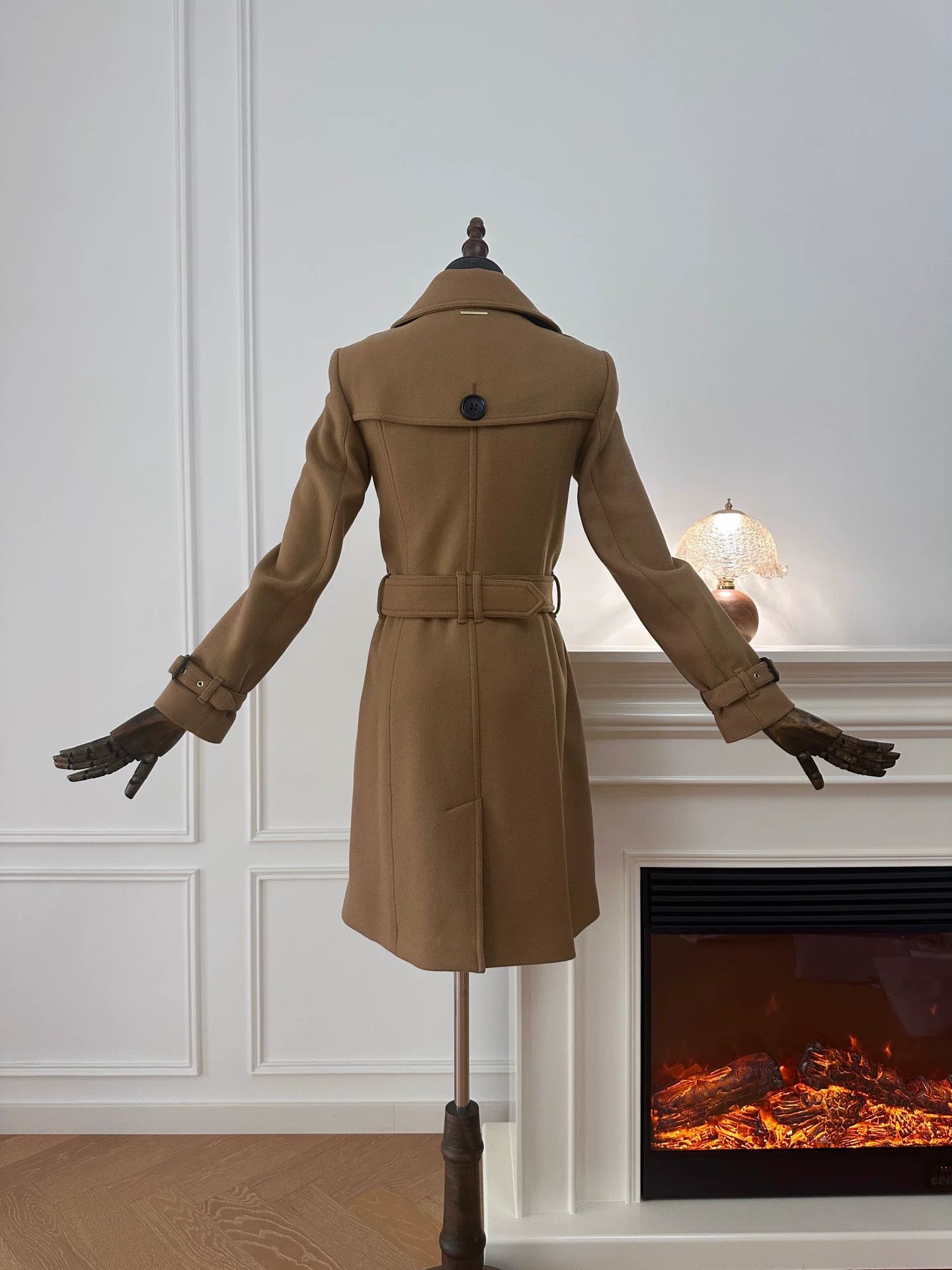 Burberry Burberry Brown Wool Belted Coat Women's Size US XS / EU 42 / 0 - 2 Thumbnail