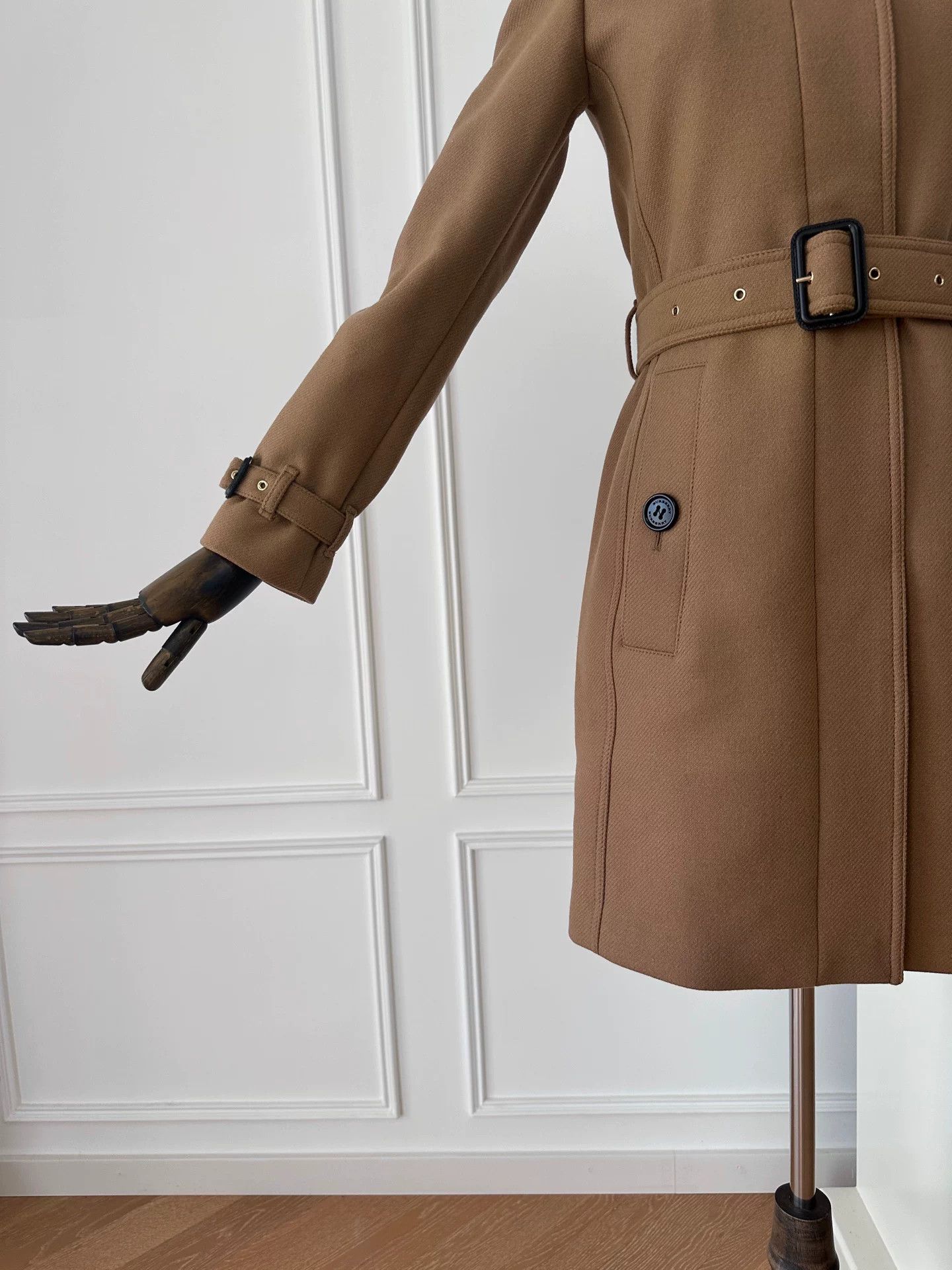 Burberry Burberry Brown Wool Belted Coat Women's Size US XS / EU 42 / 0 - 4 Thumbnail