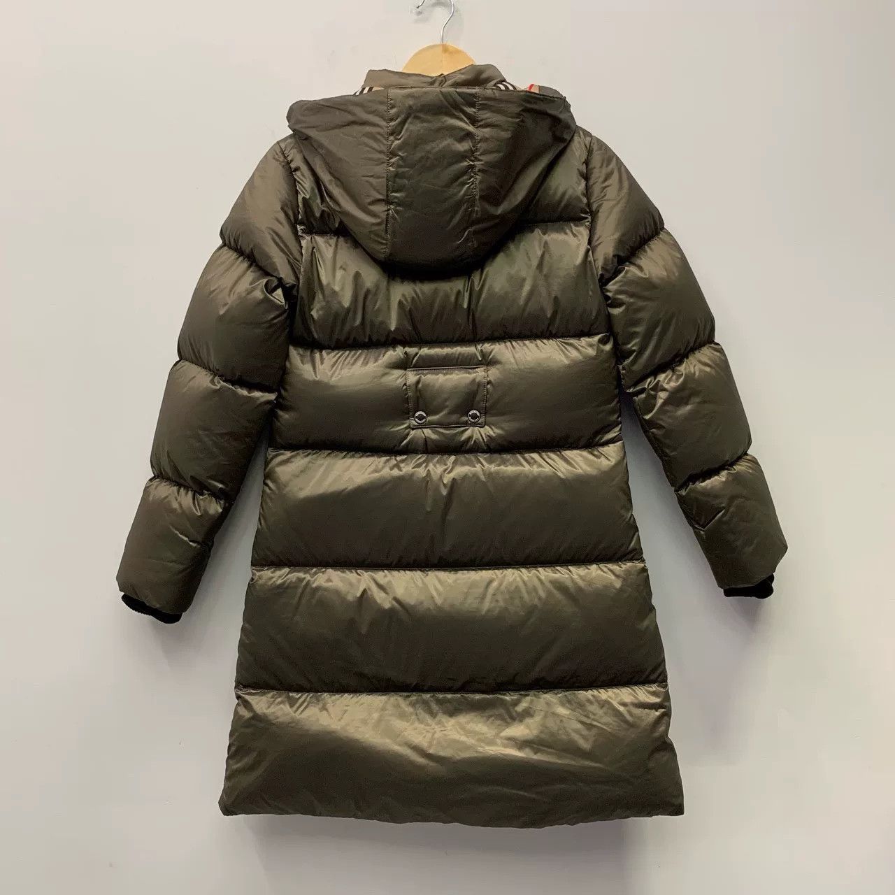 Burberry Burberry Hooded Mid-Length Down Coat Size US M / EU 48-50 / 2 - 2 Thumbnail
