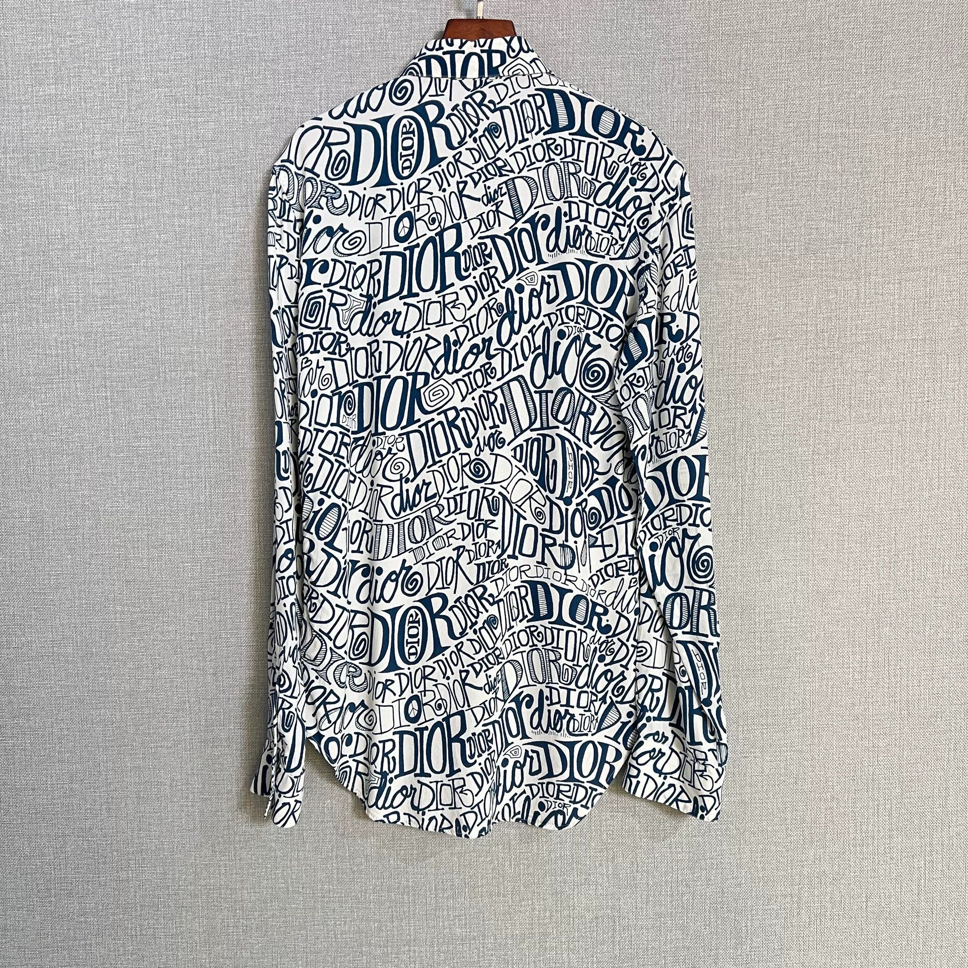 Dior dior x stussy graffiti logo shirt Size US M / EU 48-50 / 2 - 2 Thumbnail