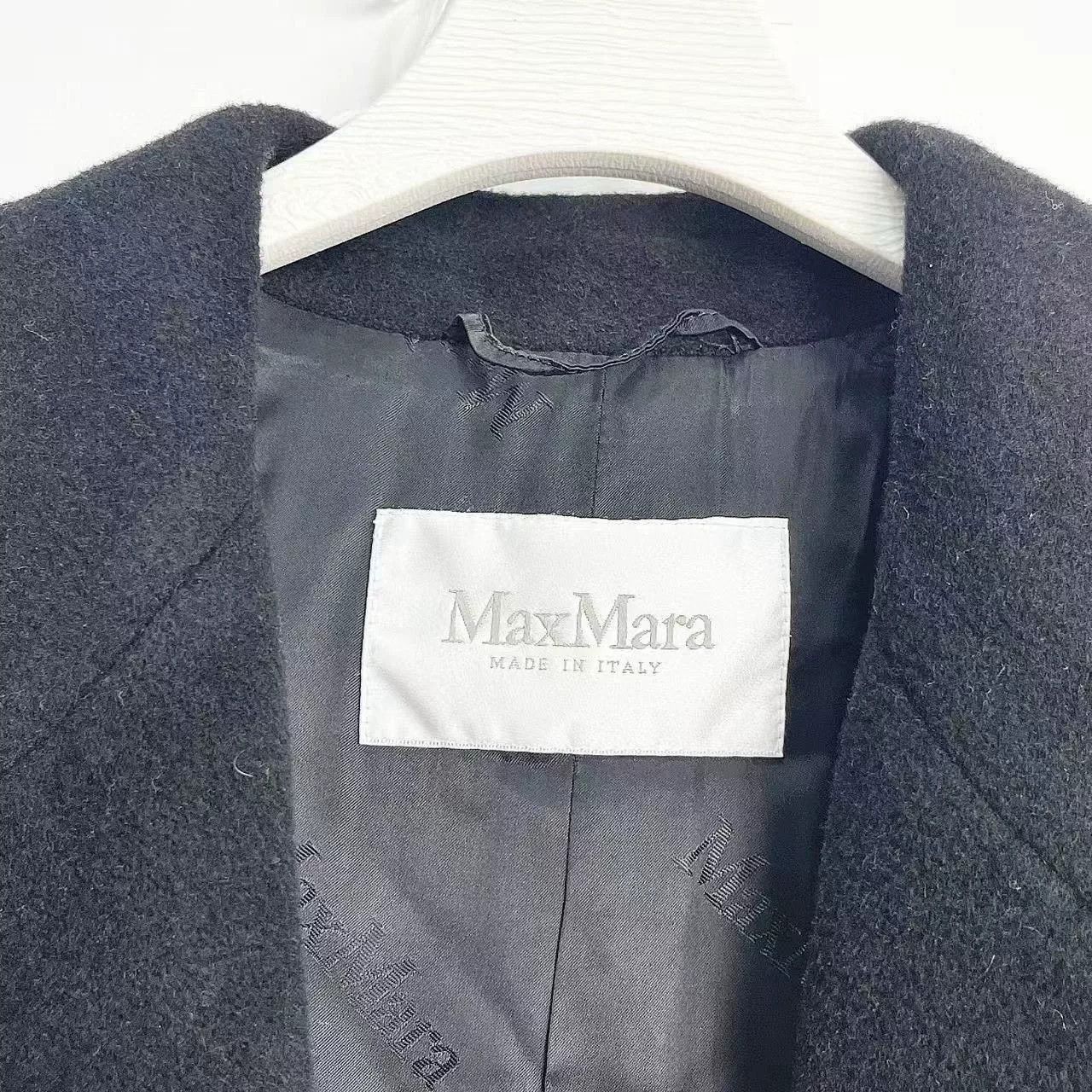 Max Mara maxmara black camel wool mid-length coat Size US L / EU 52-54 / 3 - 5 Thumbnail