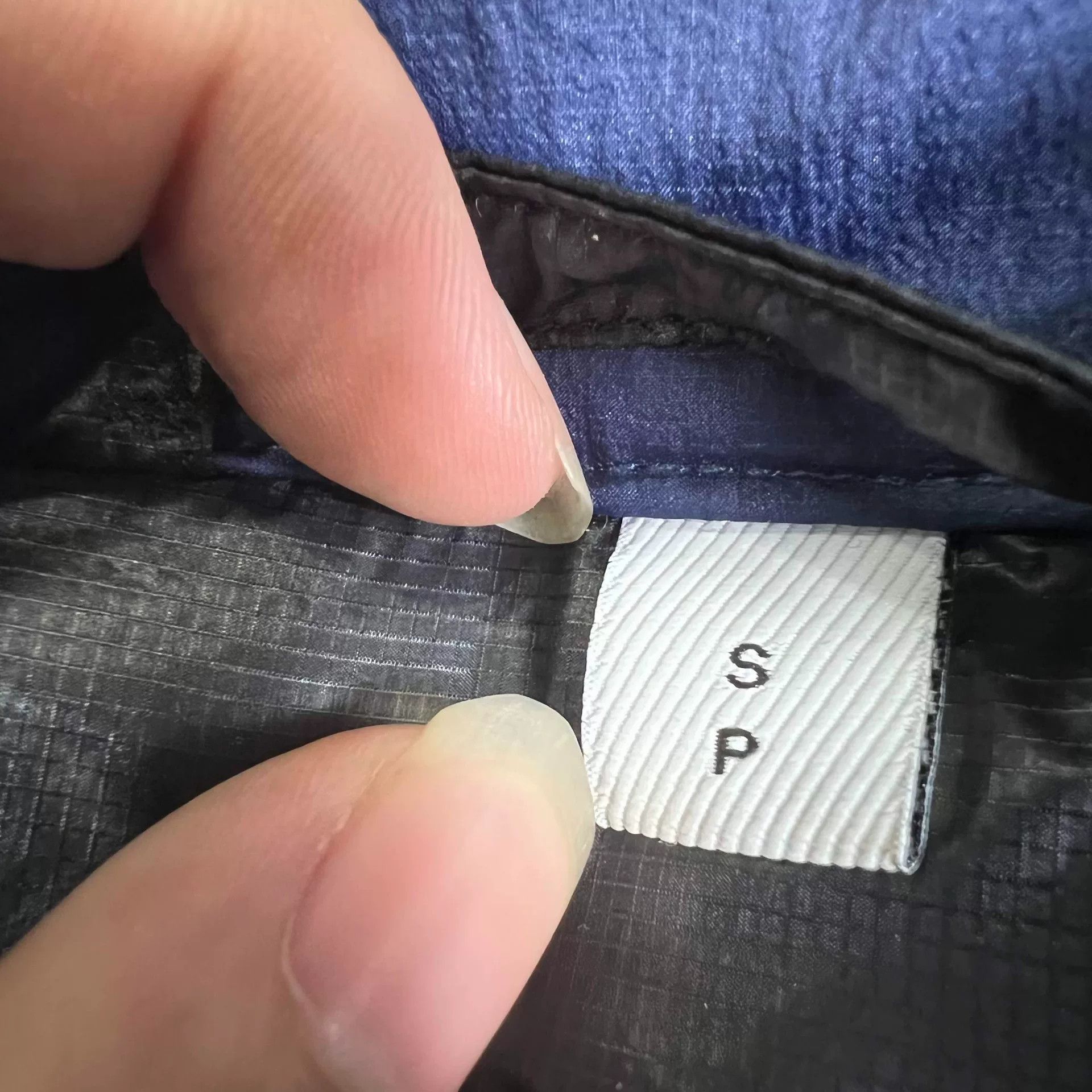 Burberry Burberry Down Jacket Size S Size US S / EU 44-46 / 1 - 4 Thumbnail