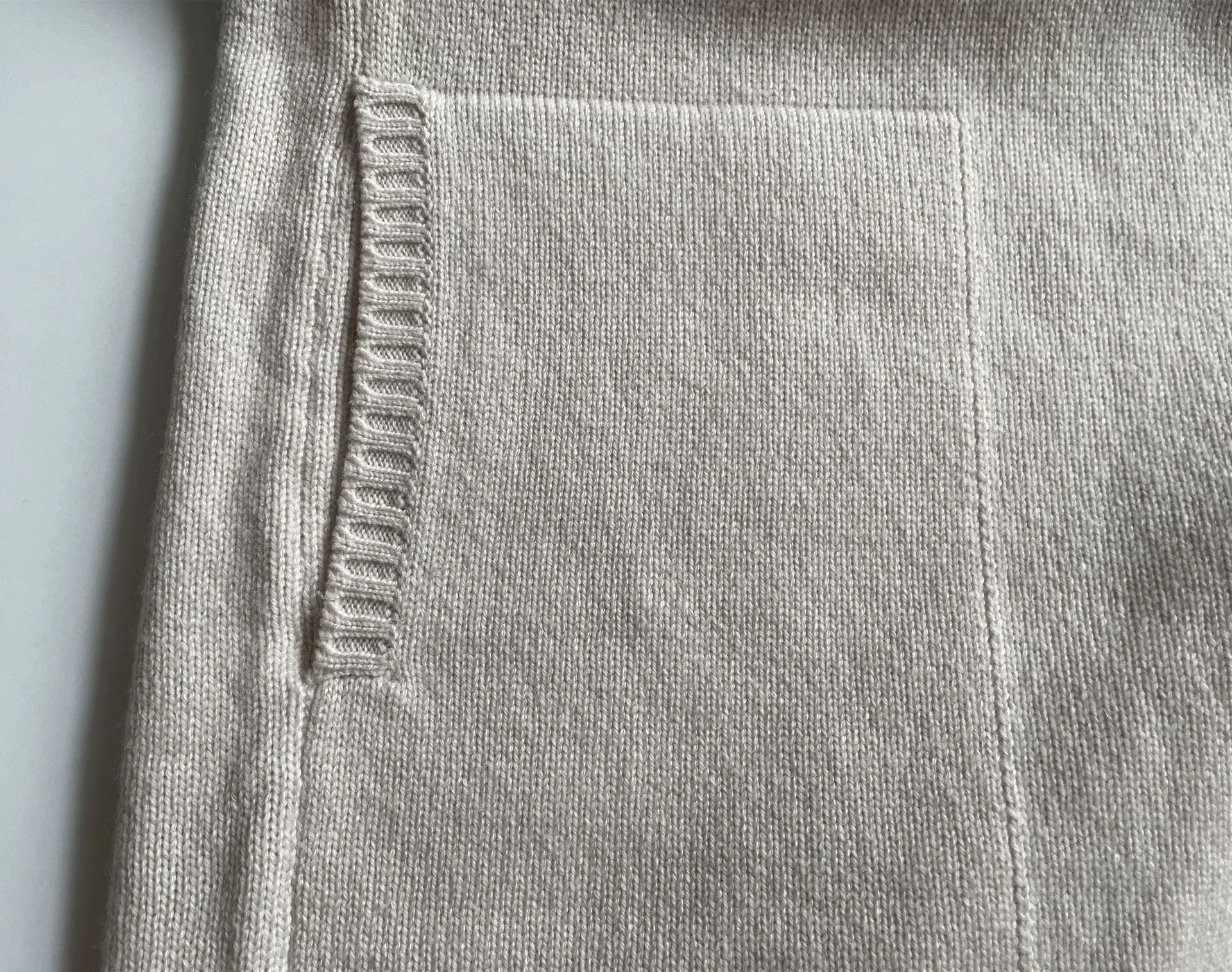 Hermes Hermes Beige Cashmere Long Sleeve Dress Size US XS / EU 42 / 0 - 4 Thumbnail