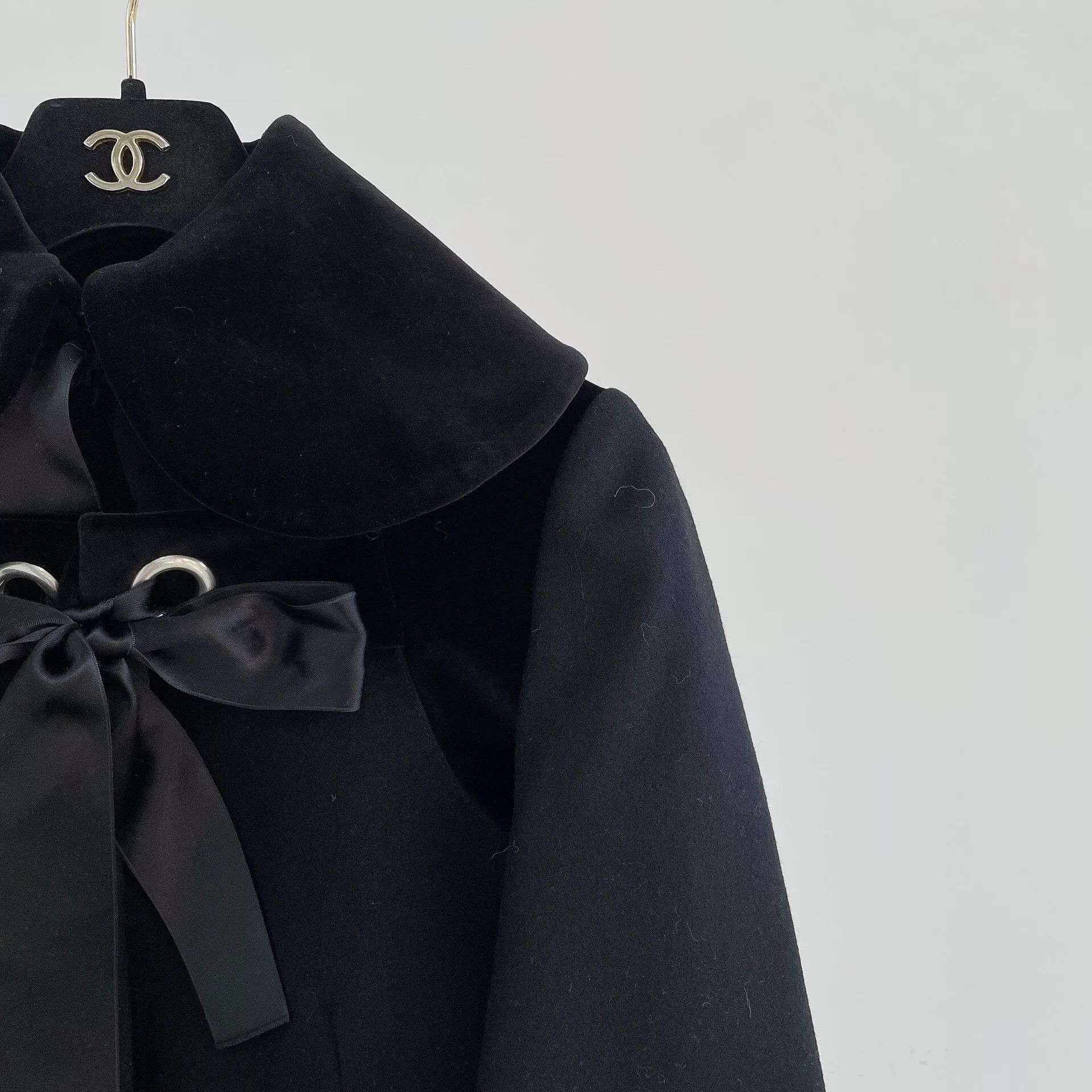 Alexander McQueen Alexander McQueen Black Wool Coat Size US S / EU 44-46 / 1 - 3 Thumbnail