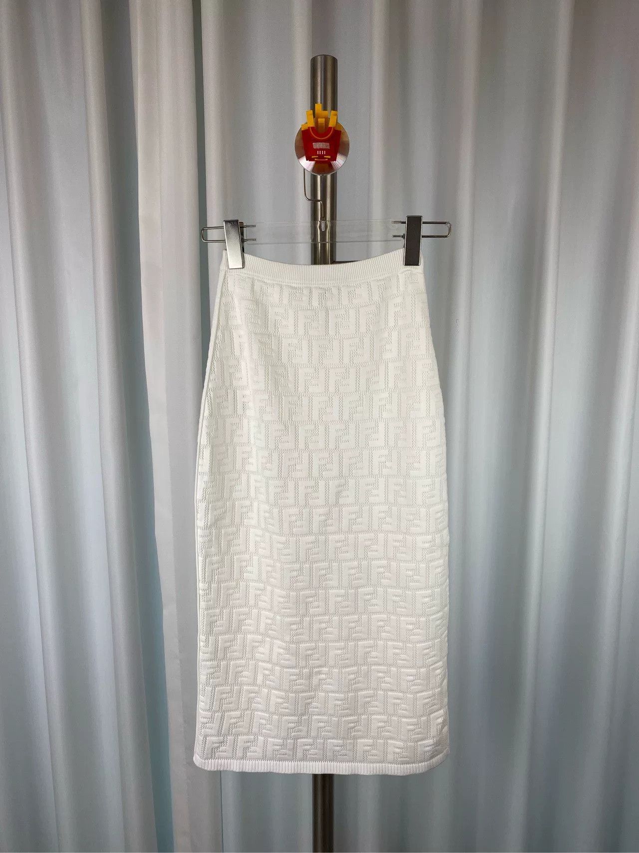 Fendi Fendi White Knit Logo Skirt Set Size US 36 / EU 52 - 2 Thumbnail
