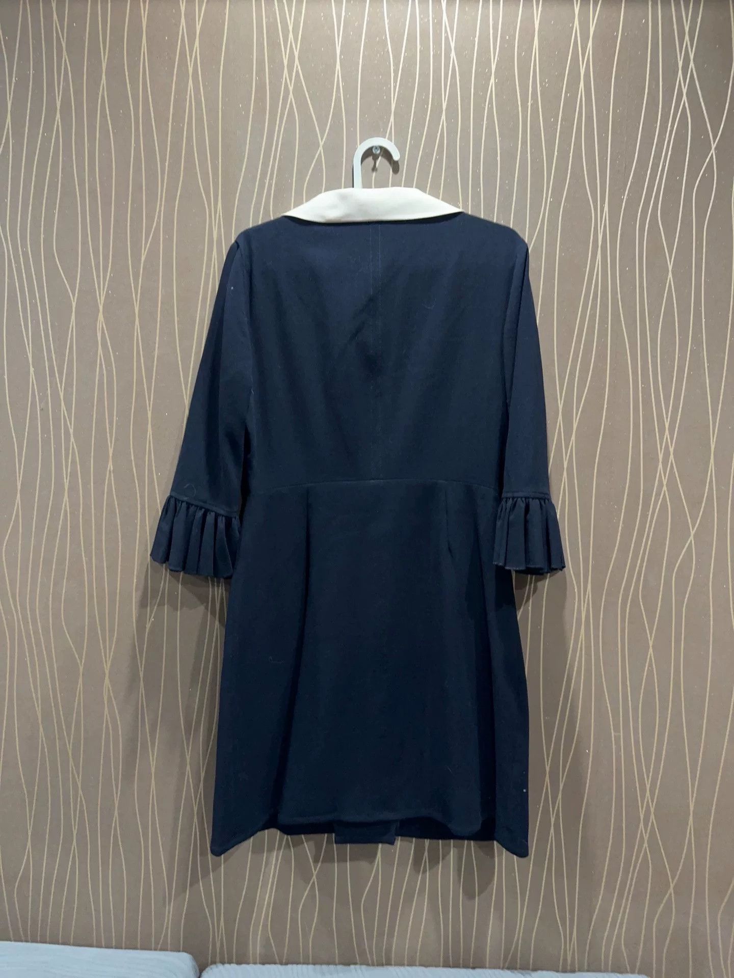 Gucci Gucci Navy Collared Dress Size 42 Size US M / EU 48-50 / 2 - 2 Thumbnail