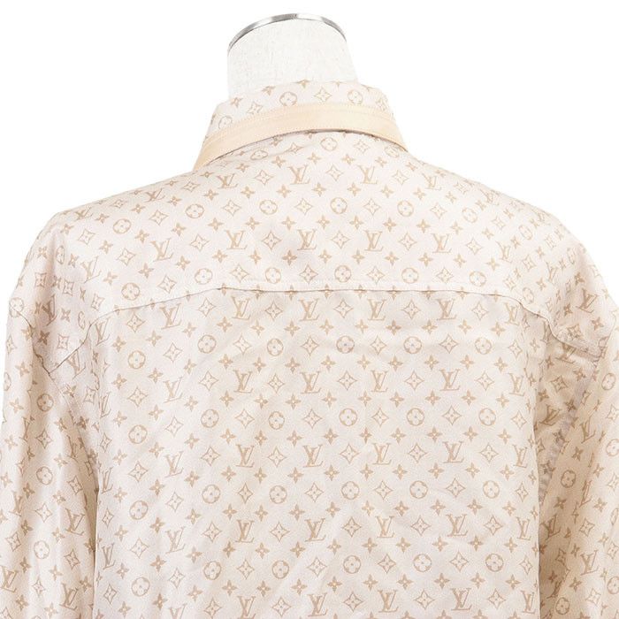 Louis Vuitton Louis Vuitton Louis Vuitton Monogram Silk Shirt Others Tops DUTY FREE for USA Size ONE SIZE - 16 Thumbnail