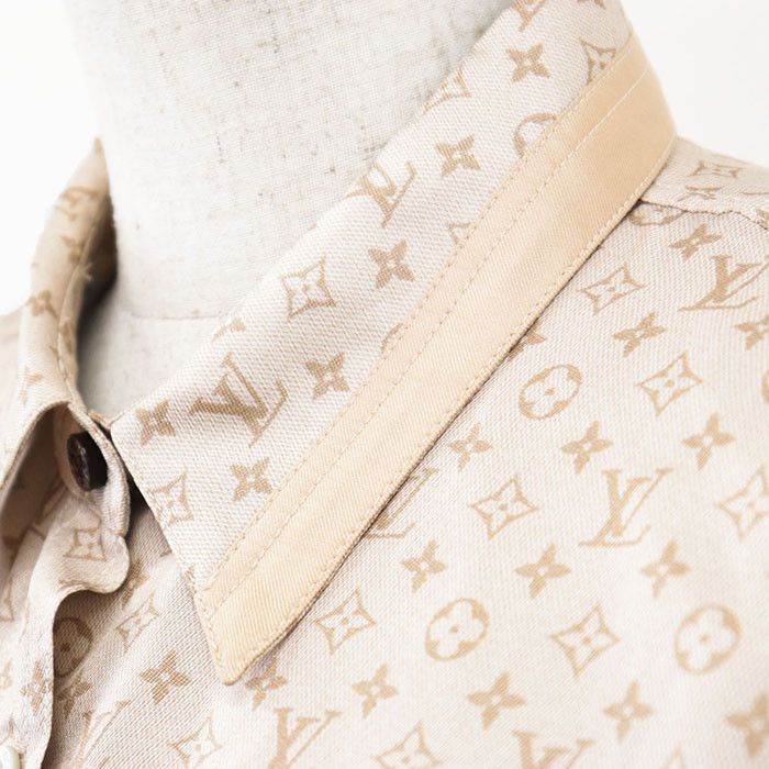 Louis Vuitton Louis Vuitton Louis Vuitton Monogram Silk Shirt Others Tops DUTY FREE for USA Size ONE SIZE - 14 Thumbnail