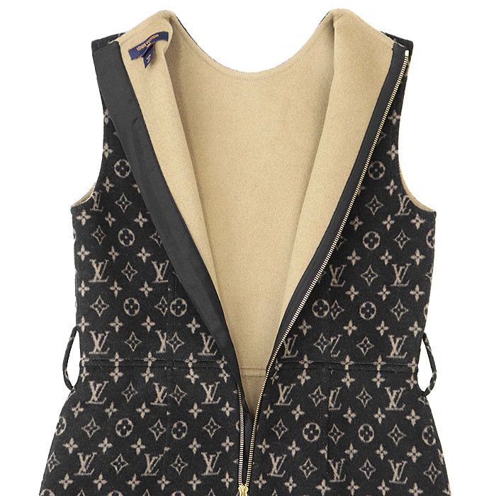Louis Vuitton Louis Vuitton Louis Vuitton Monogram Wool Silk Dress Others Dresses DUTY FREE for USA Size ONE SIZE - 8 Thumbnail