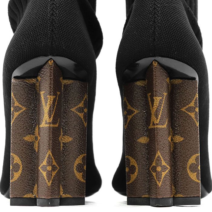 Louis Vuitton Louis Vuitton Louis Vuitton Silhouette Line Knit Ankle Boots Others Shoes DUTY FREE for USA Size ONE SIZE - 7 Thumbnail