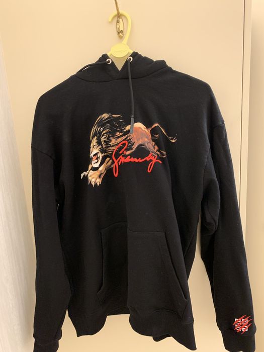 Givenchy leo print sales hoodie