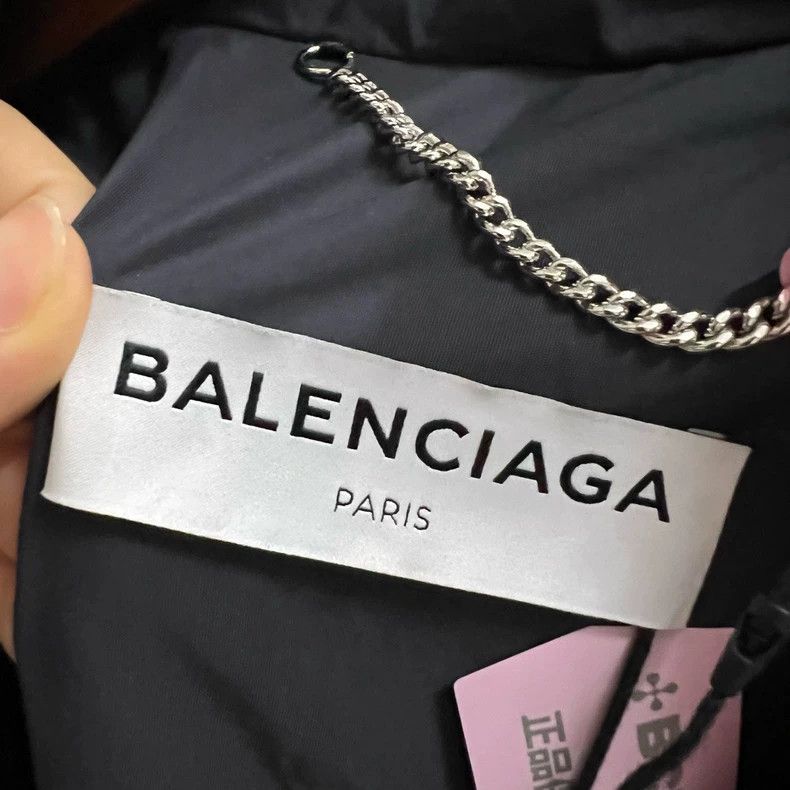 Balenciaga Balenciaga Back Logo Print Coat Size US XS / EU 42 / 0 - 3 Thumbnail