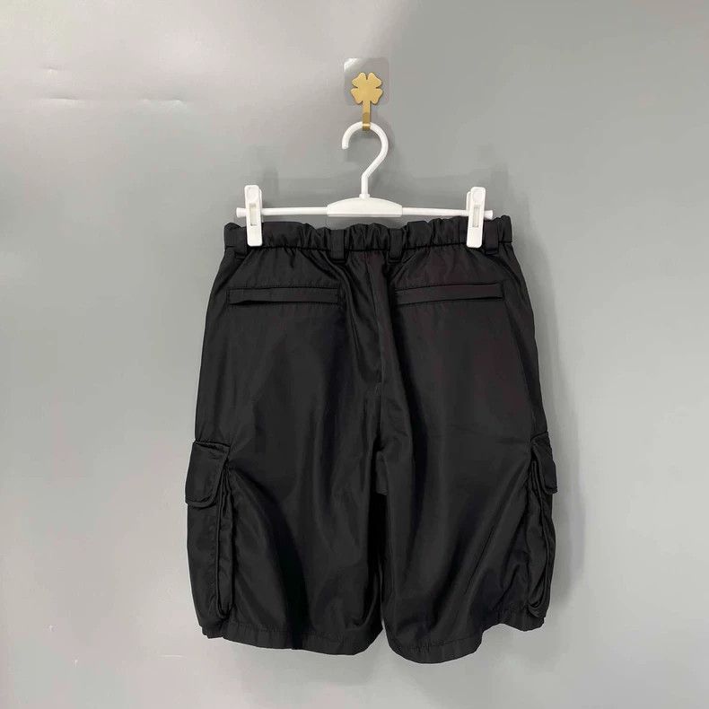 Prada PRADA Re-Nylons Logo Cargo Shorts Size US 36 / EU 52 - 2 Thumbnail