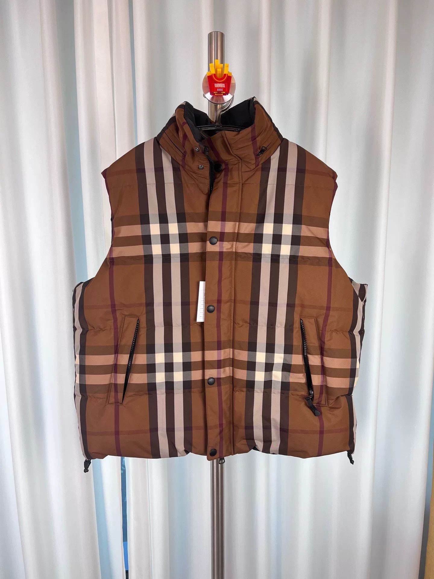 Burberry Burberry Reversible Check Nylon Sleeveless Vest Size US XL / EU 56 / 4 - 3 Thumbnail