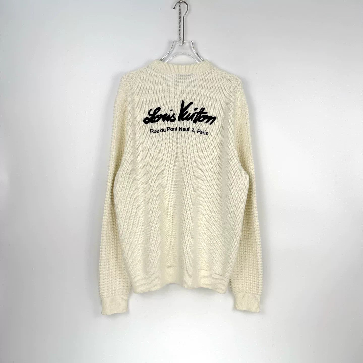 Louis Vuitton Louis Vuitton White Embroidered Logo Sweater XL Size US XL / EU 56 / 4 - 4 Thumbnail
