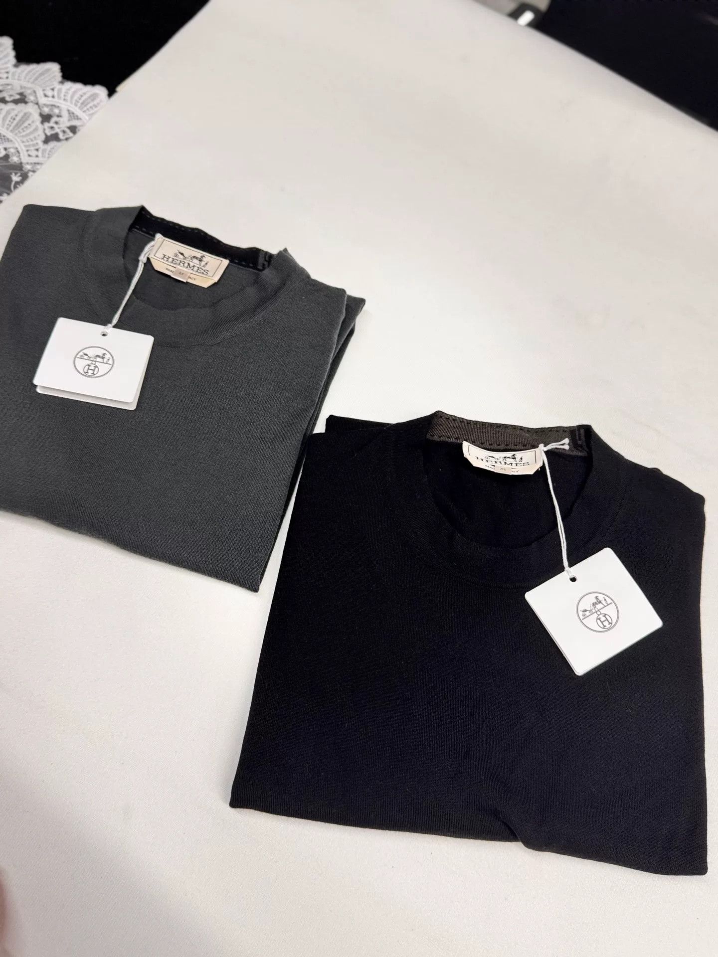 Hermes Hermes Men's Gray Knit Sweater Size US M / EU 48-50 / 2 - 6 Thumbnail