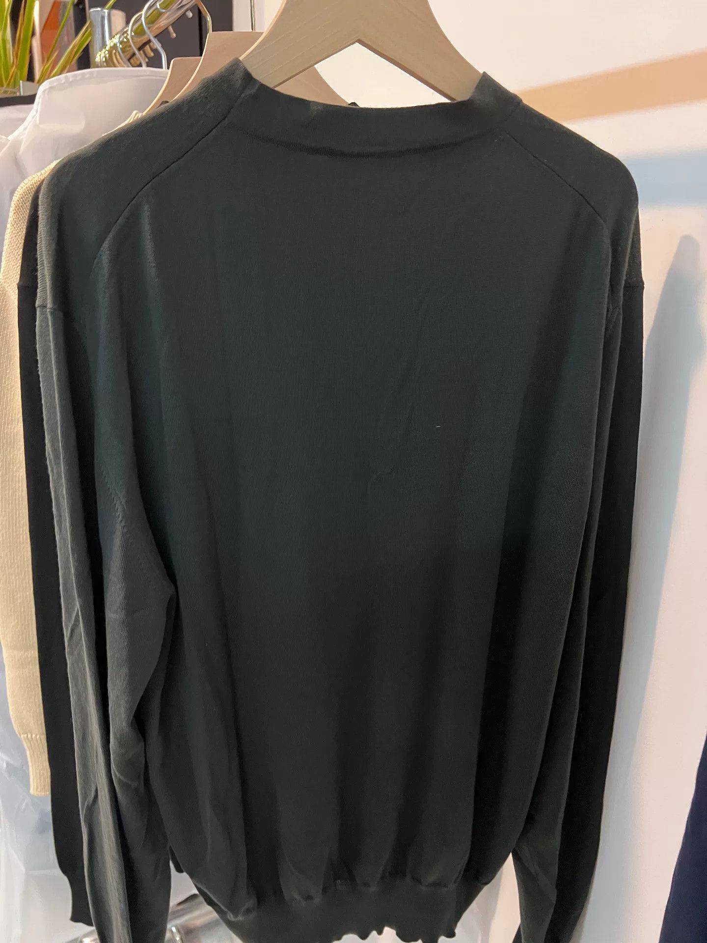 Hermes Hermes Men's Gray Knit Sweater Size US M / EU 48-50 / 2 - 5 Thumbnail