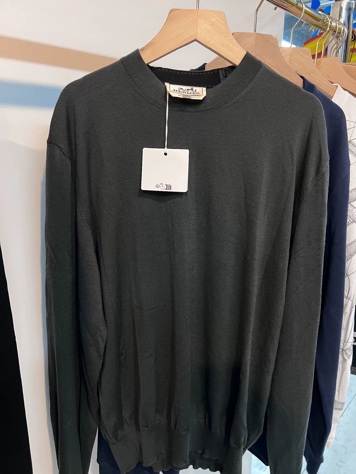 Hermes Hermes Men's Gray Knit Sweater Size US M / EU 48-50 / 2 - 4 Thumbnail