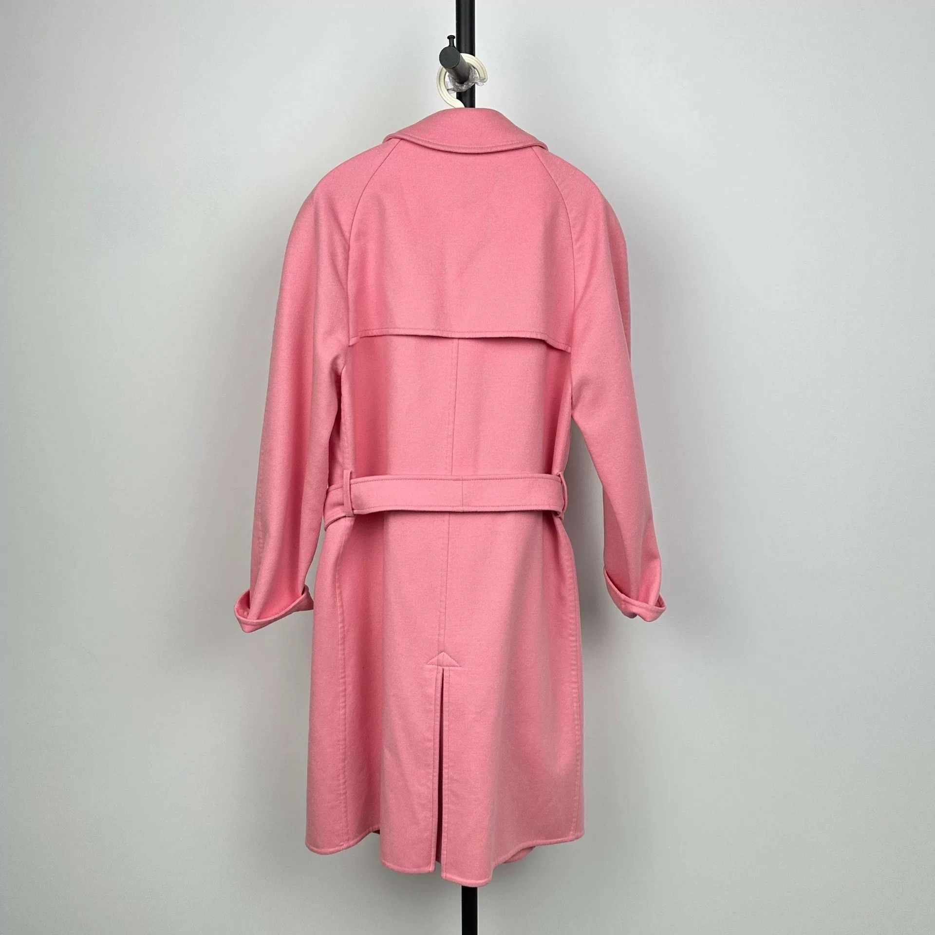 Louis Vuitton LV Pink Long Wool Coat Size 38 Size US M / EU 48-50 / 2 - 2 Thumbnail