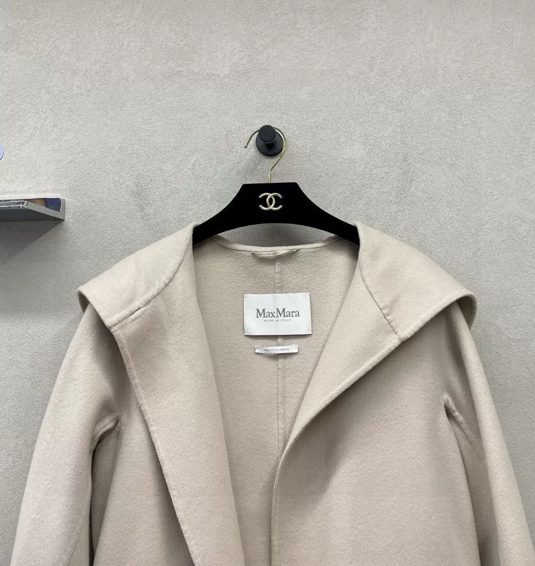 Max Mara maxmara beige short jacket size f36 Size US S / EU 44-46 / 1 - 4 Thumbnail