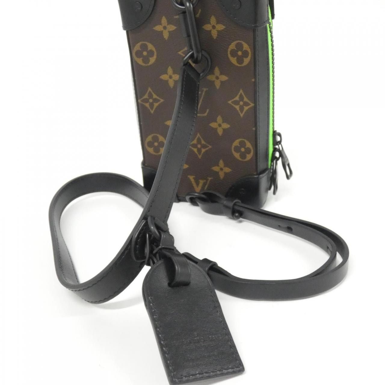 Louis Vuitton Louis Vuitton Louis Vuitton Monogram Soft Trunk Phone Box Shoulder Bag Canvas Shoulder Bag M80144 DUTY FREE for USA Size ONE SIZE - 8 Thumbnail