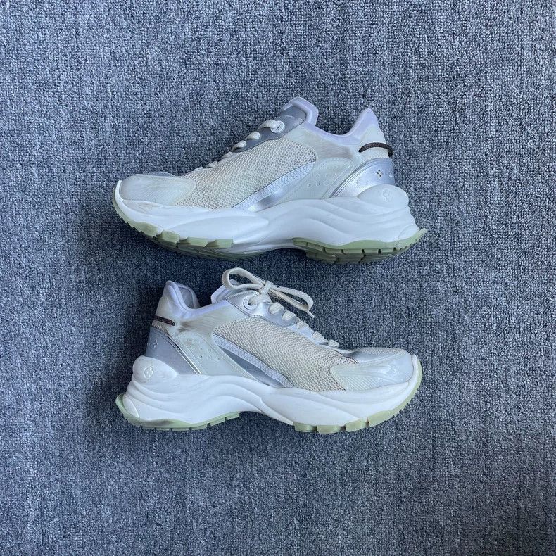 Louis Vuitton LOUIS VUITTON Run 55 Sneakers Size US 8.5 / EU 41-42 - 5 Thumbnail