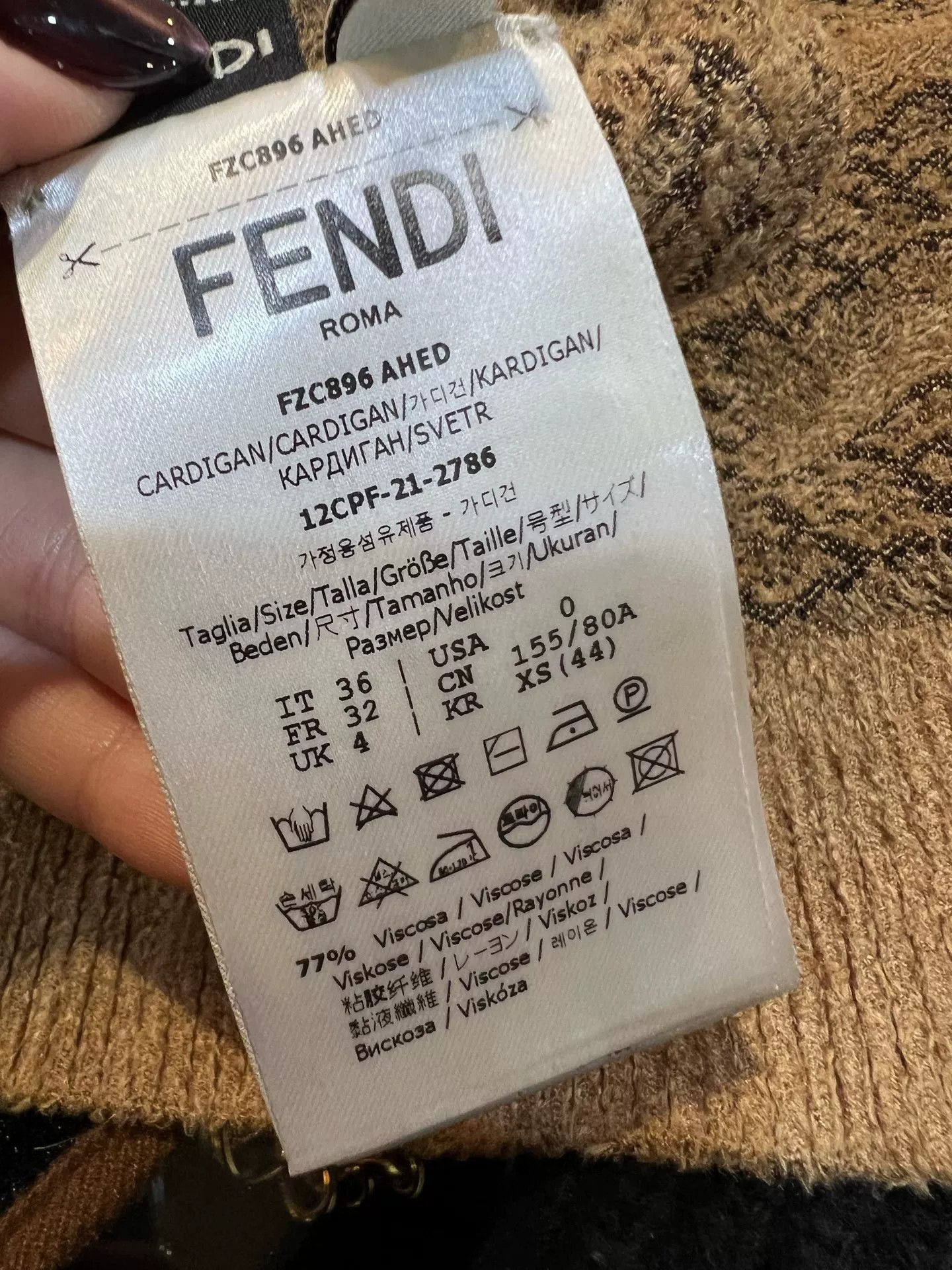 Fendi Fendi full-logo cropped cardigan Size US XS / EU 42 / 0 - 5 Thumbnail