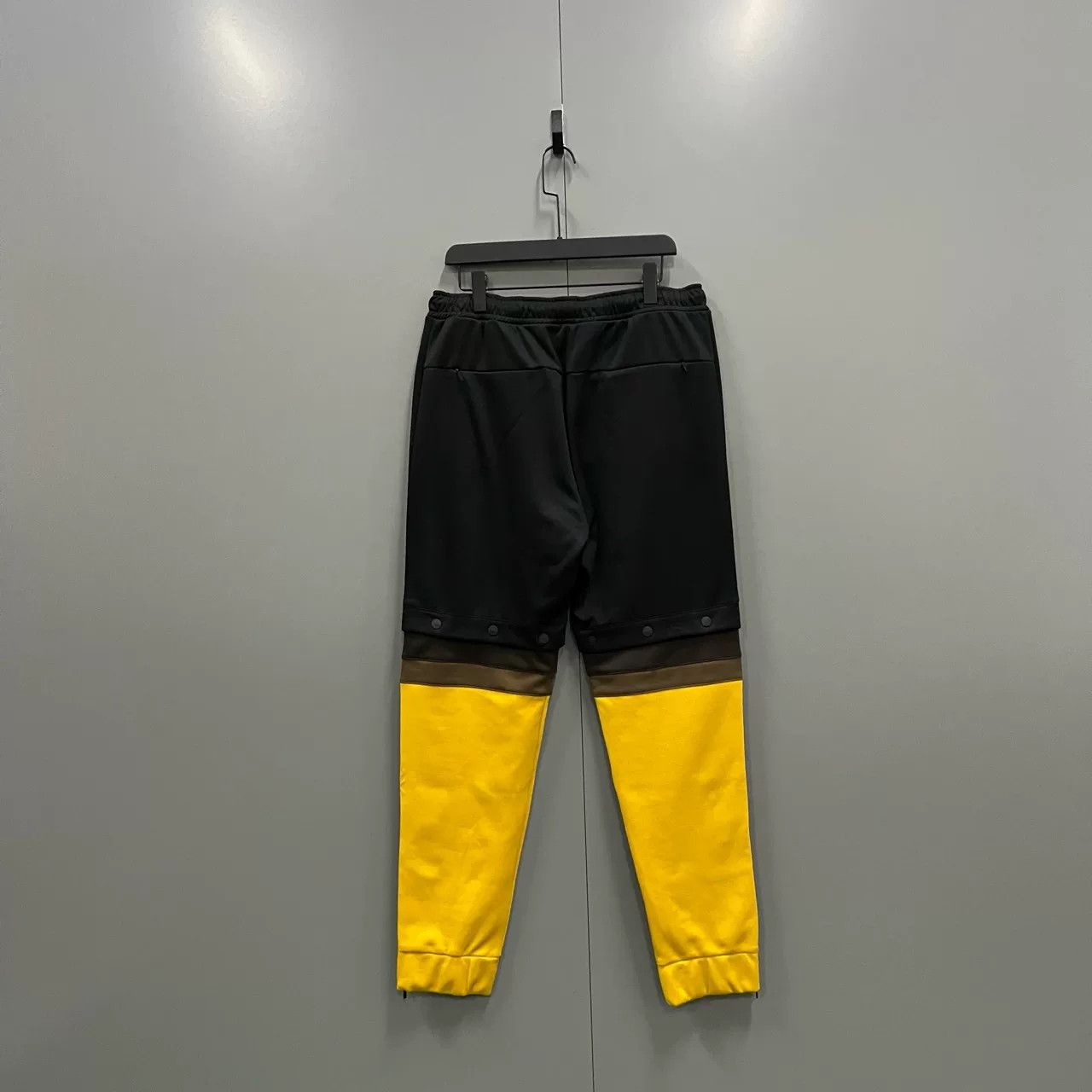 Fendi FENDI FF Stripe Paneled Sweatpants Size US 38 / EU 54 - 2 Thumbnail