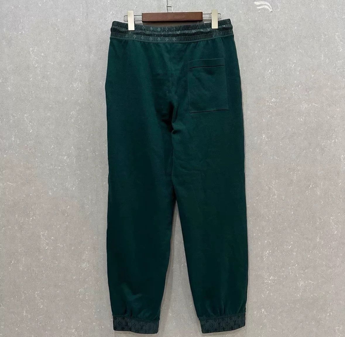 Louis Vuitton Louis Vuitton Logo Drawstring Long Pants Size US 44 / EU 60 - 2 Thumbnail