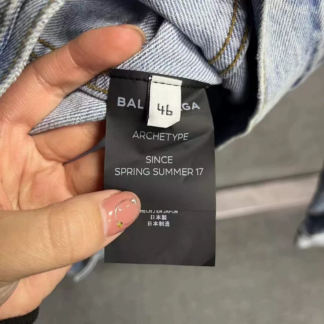 Balenciaga Balenciaga Blue Logo Denim Jacket Size US M / EU 48-50 / 2 - 3 Thumbnail