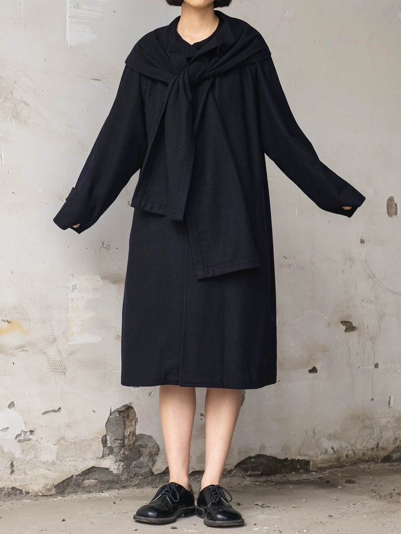 Comme des Garcons 1980s COMME des GARCONS Asymmetric Coat Size US L / EU 52-54 / 3 - 6 Thumbnail