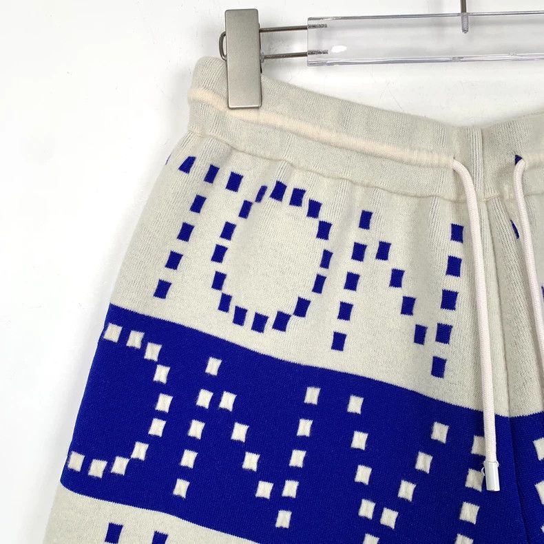 Louis Vuitton Louis Vuitton Logo Intarsia Wool Shorts Size US 26 / EU 42 - 3 Thumbnail