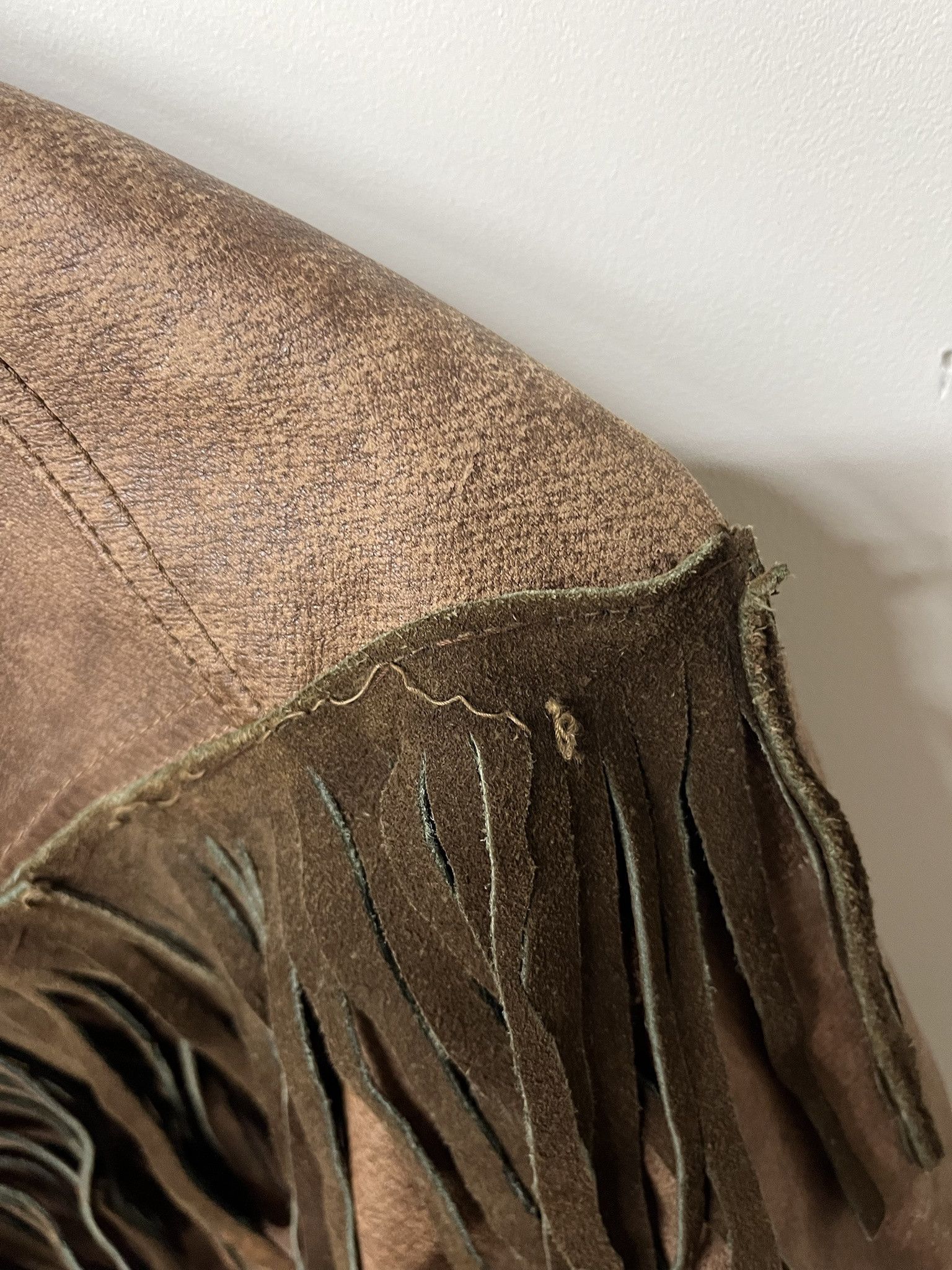 Leather × Wilsons Leather Vintage 1990s Suede Leather Fringe Rockabilly Leather Jacket Size L Size US L / EU 52-54 / 3 - 6 Thumbnail