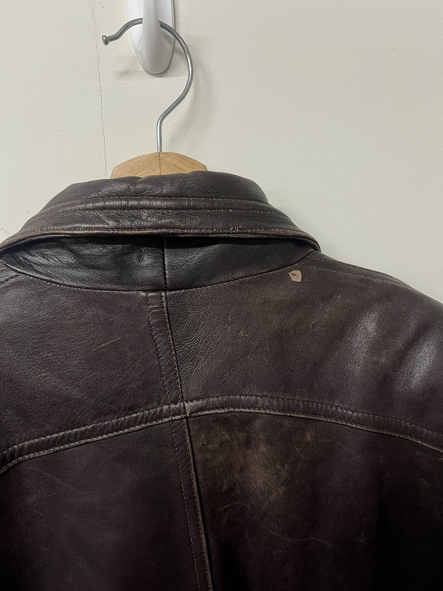 Leather × Wilsons Leather Vintage 1980s Leather Jacket Brown Cut and Sew Waist Cinch Coat Size L Size US L / EU 52-54 / 3 - 4 Thumbnail