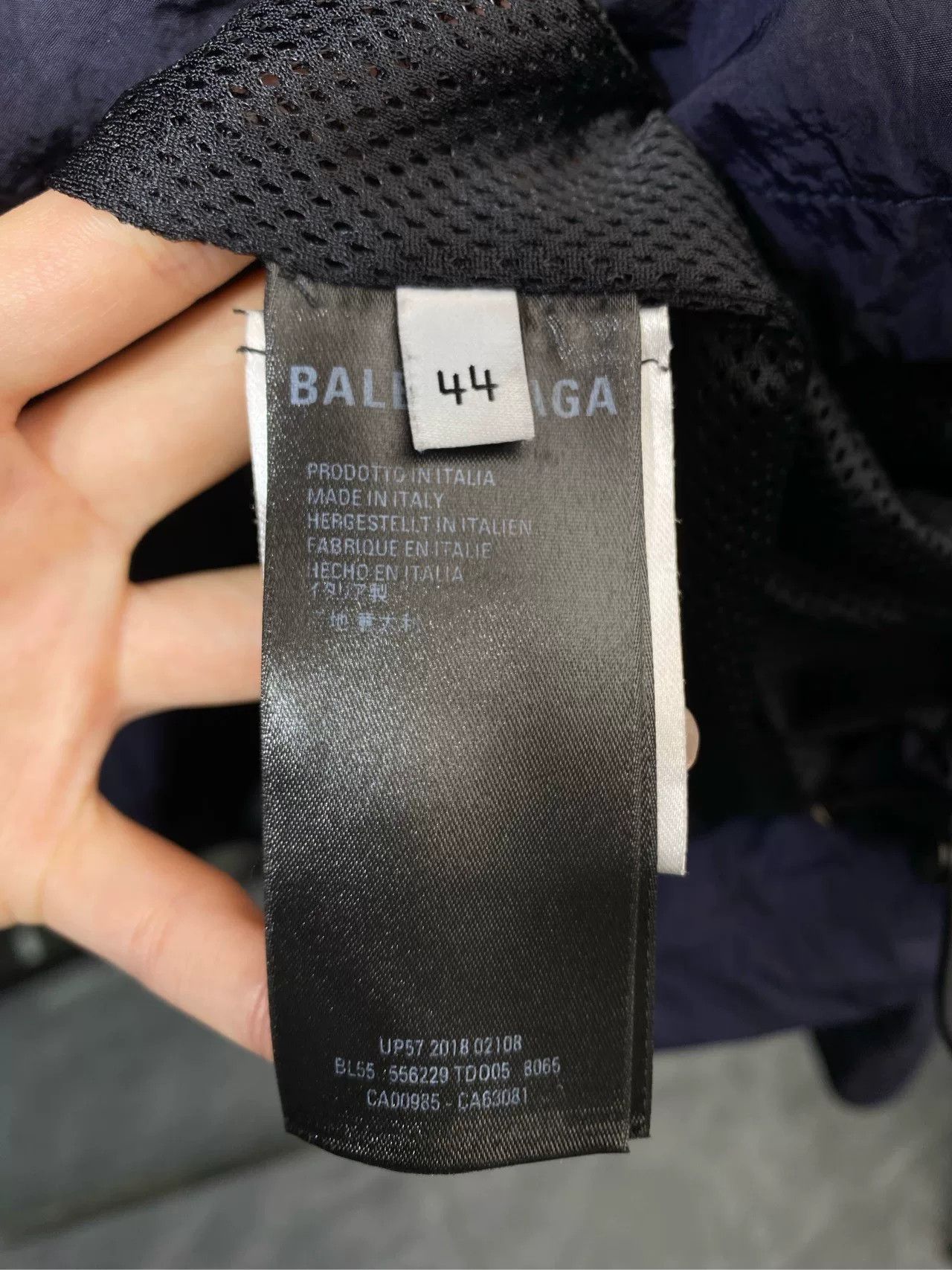 Balenciaga Balenciaga Half-Zip Logo Embroidery Jacket Size US XL / EU 56 / 4 - 4 Thumbnail