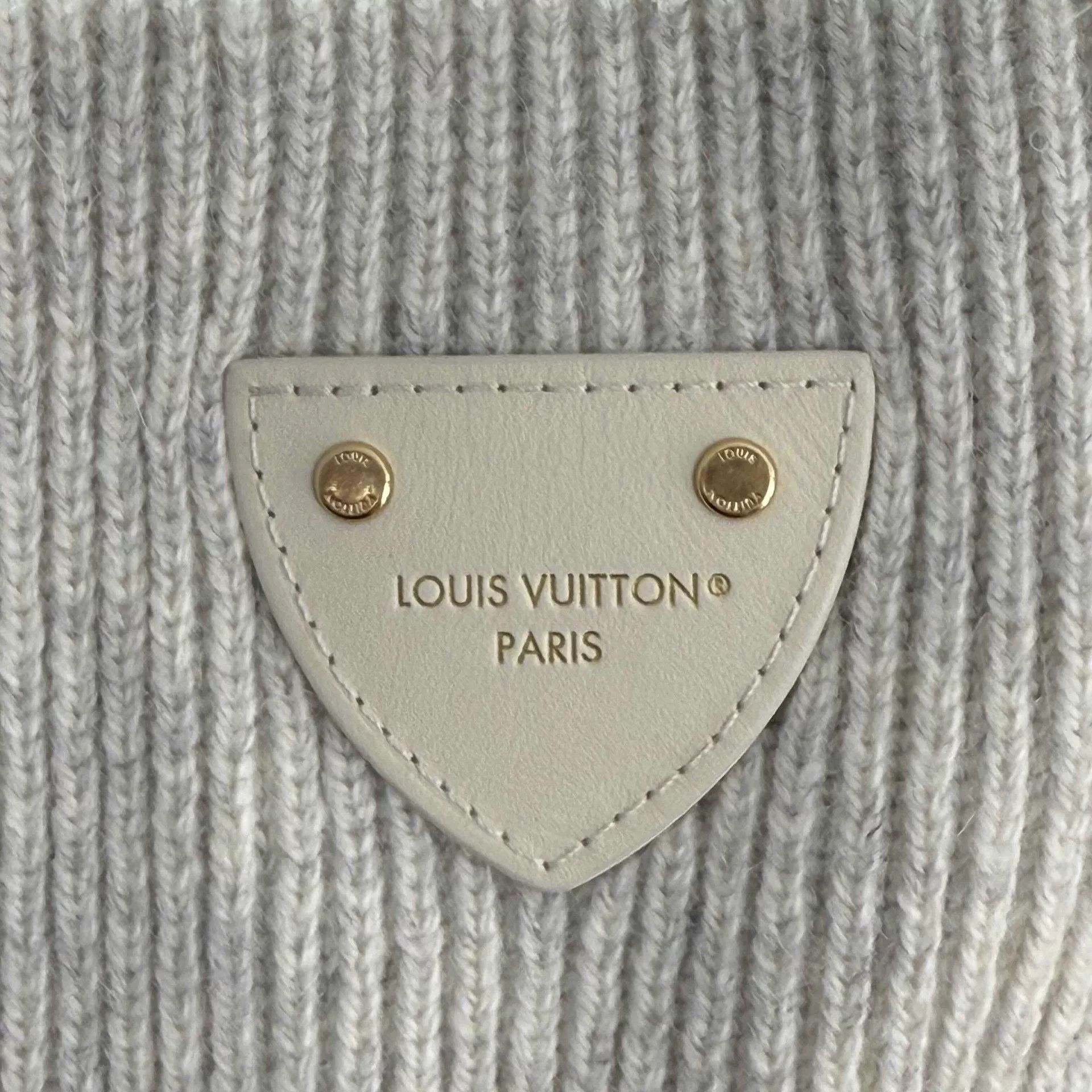 Louis Vuitton LV Gray White Stripe Sweater S Size US S / EU 44-46 / 1 - 7 Thumbnail