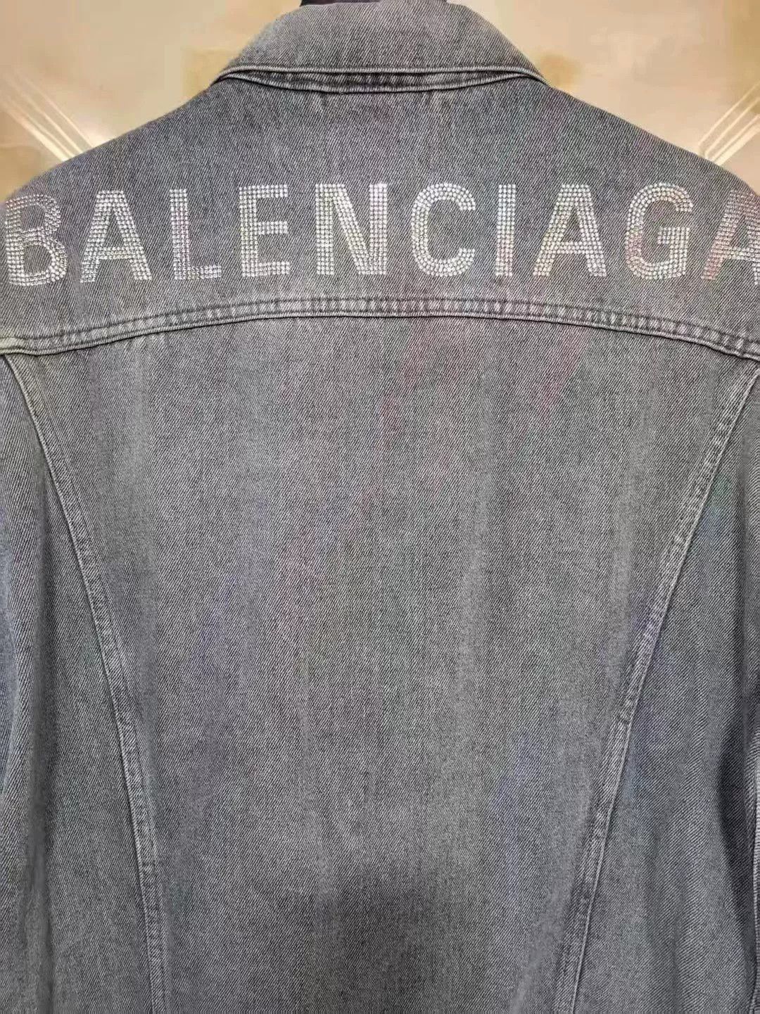 Balenciaga Balenciaga Light Wash Denim Jacket Size US XS / EU 42 / 0 - 7 Thumbnail