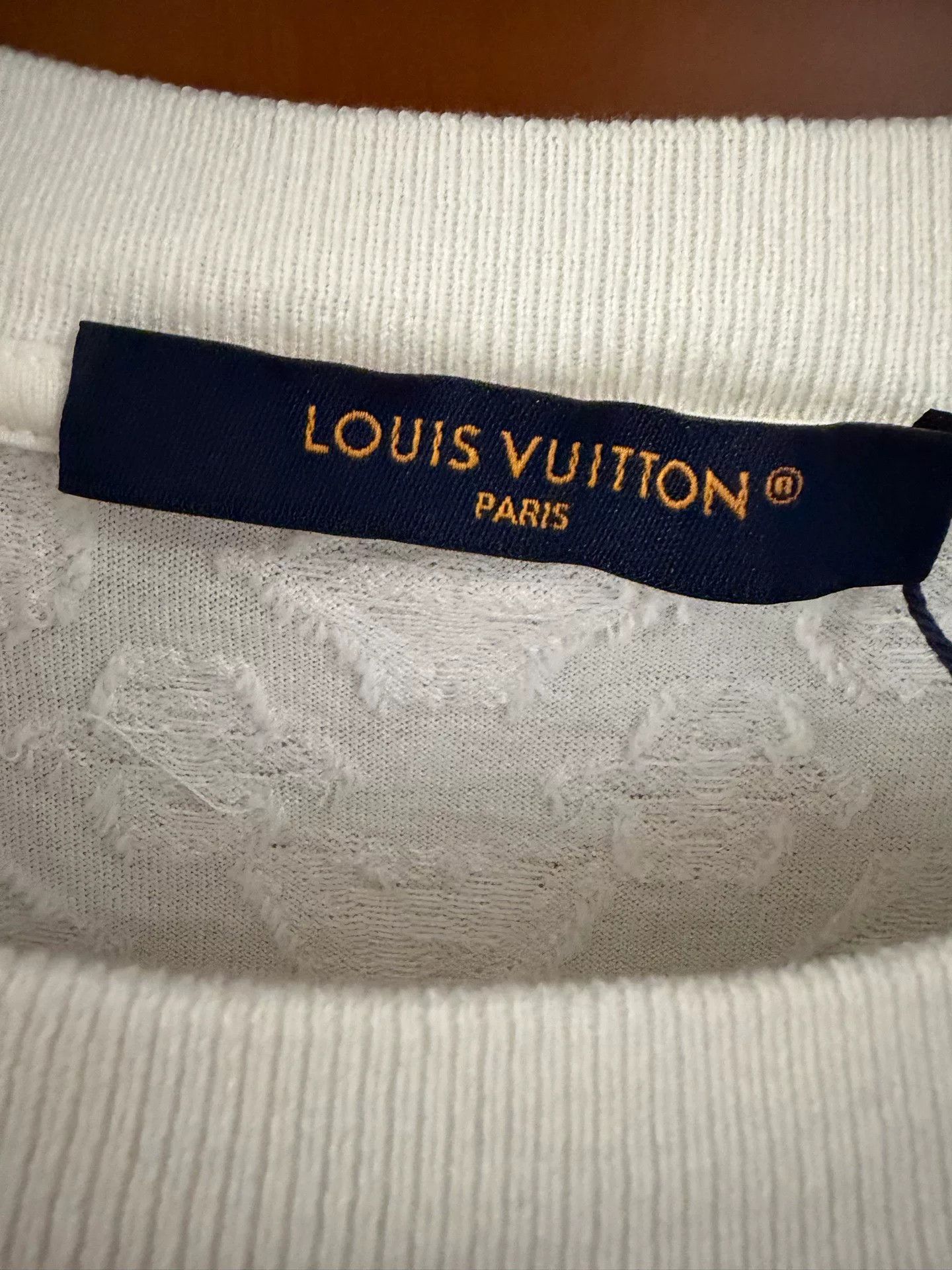 Louis Vuitton Louis Vuitton Pharrell Perforated Print Tee Size US XL / EU 56 / 4 - 3 Thumbnail