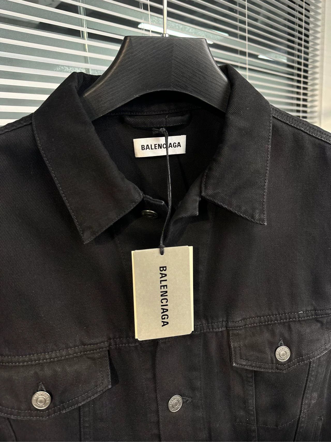 Balenciaga Balenciaga Embroidered Logo Denim Jacket Size US XL / EU 56 / 4 - 5 Thumbnail