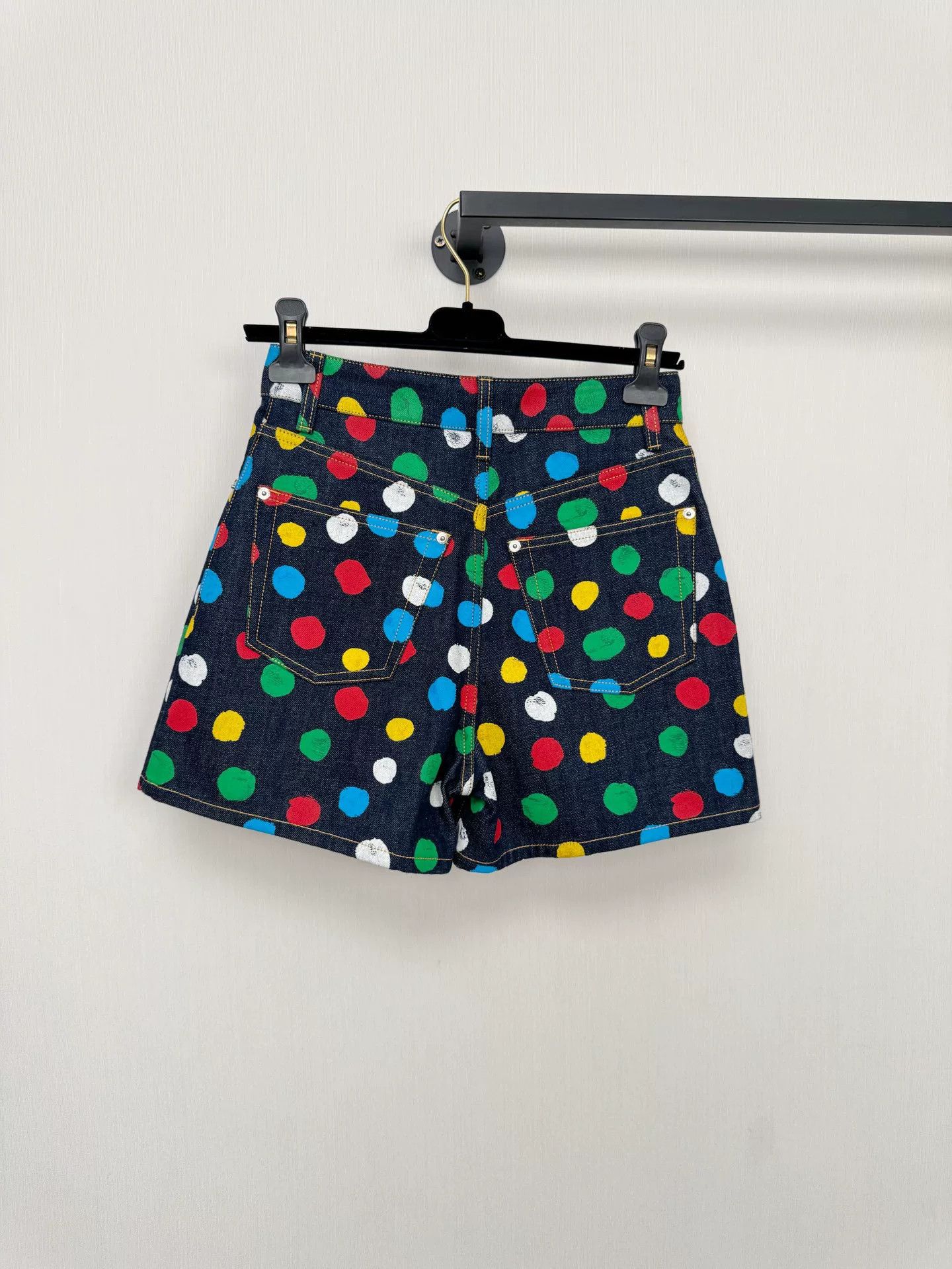 Louis Vuitton Louis Vuitton Kusama Collaboration Shorts Size US 34 / EU 50 - 4 Thumbnail