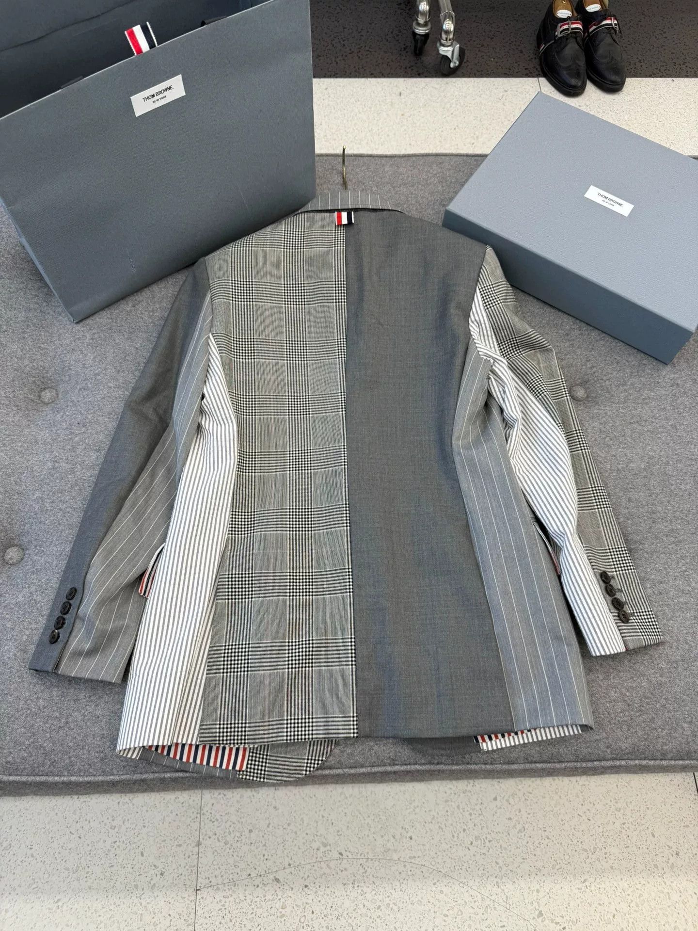 Thom Browne Thom Browne Colorblock Women's Blazer Size US S / EU 44-46 / 1 - 4 Thumbnail